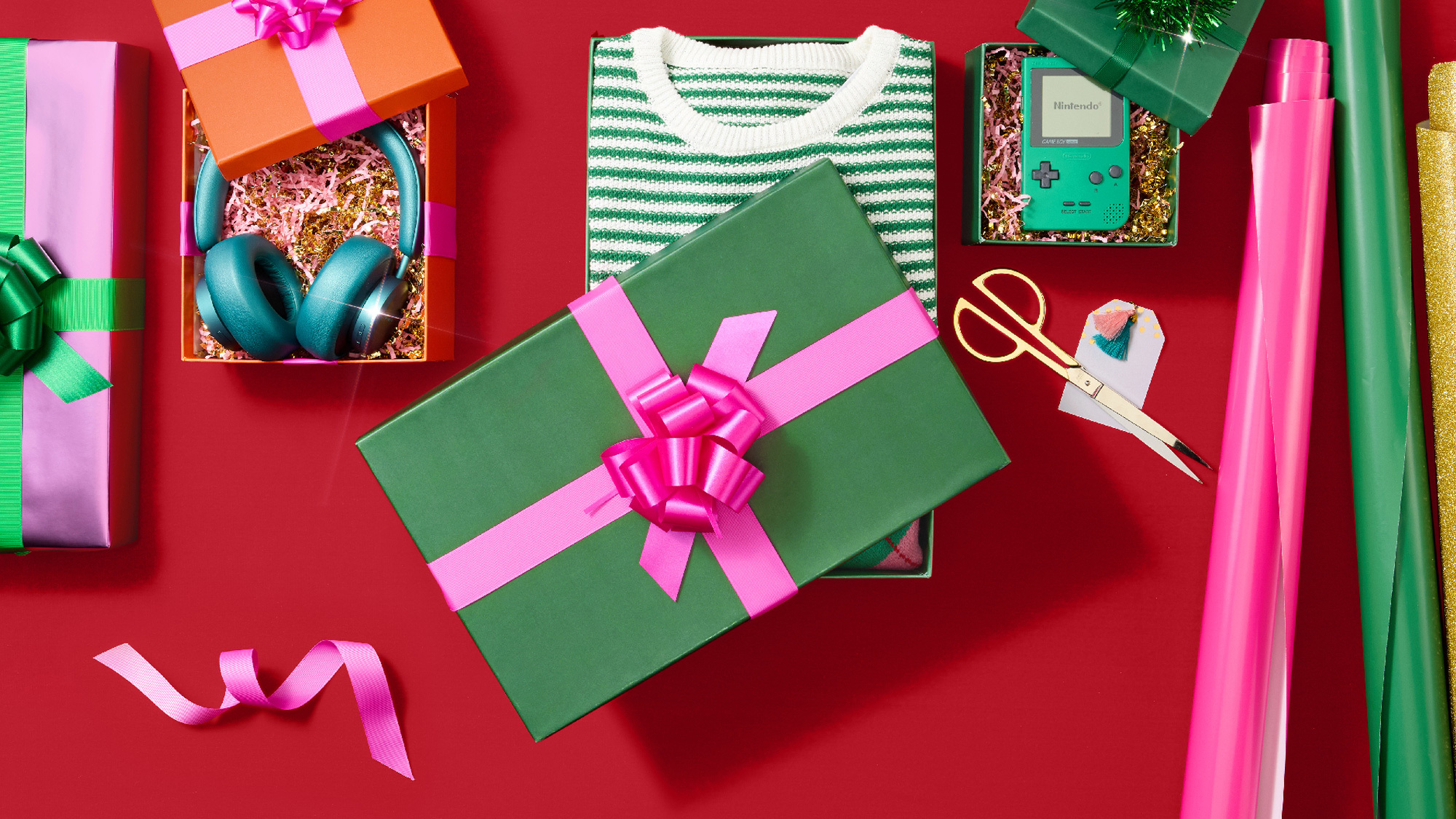 Holiday gift wrapping