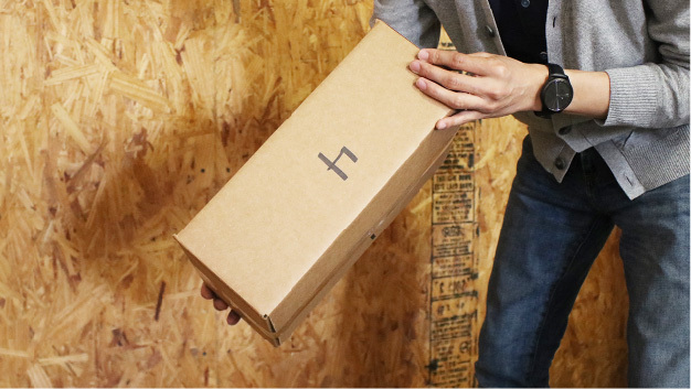taping the box