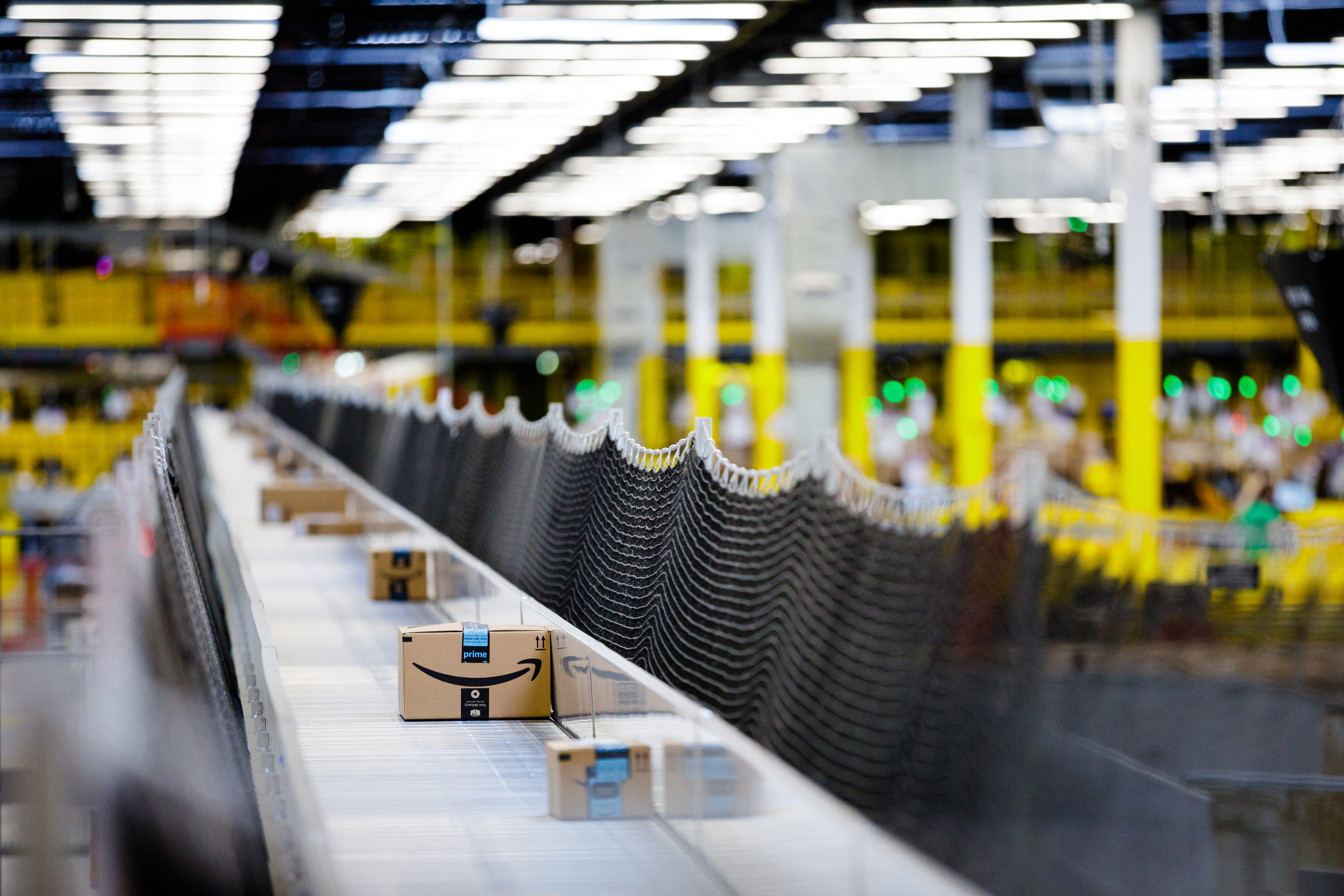 Amazon Fulfillment Center BFI4 in Kent, Washington
