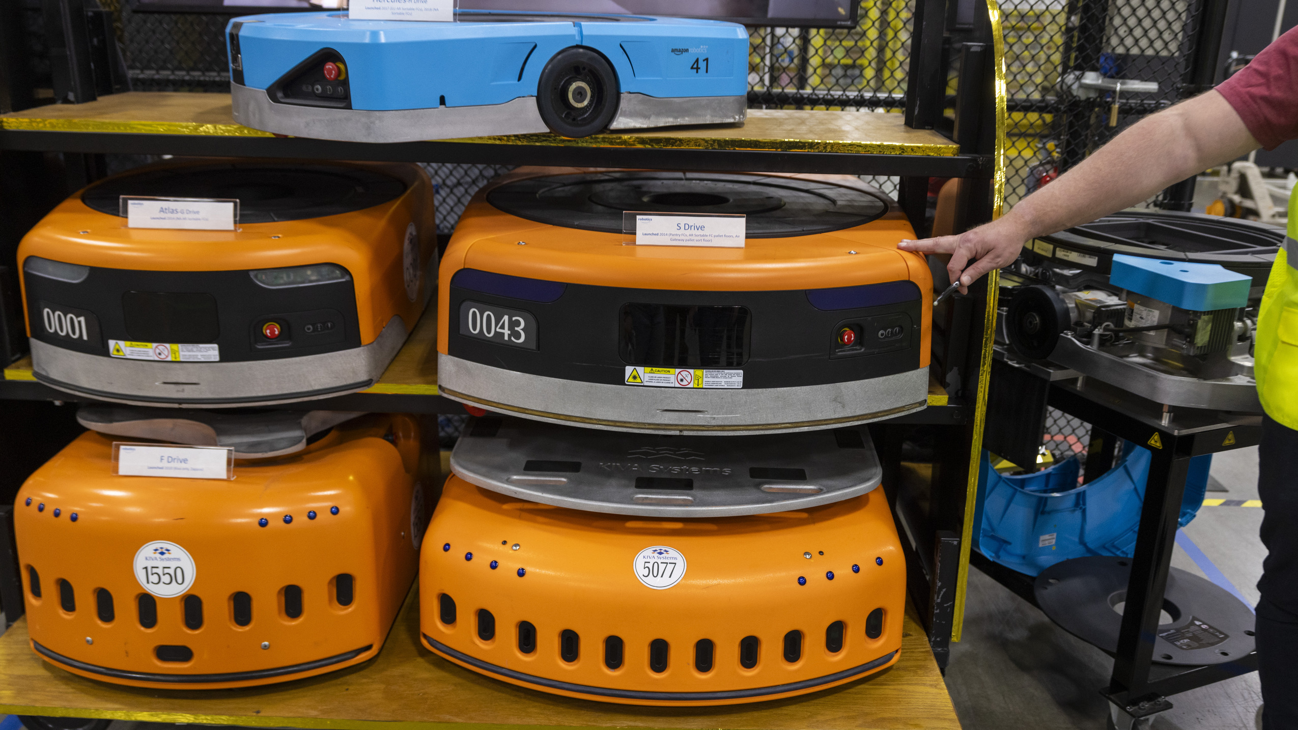 Amazon Robotics unveils Titan, new fulfillment center robot