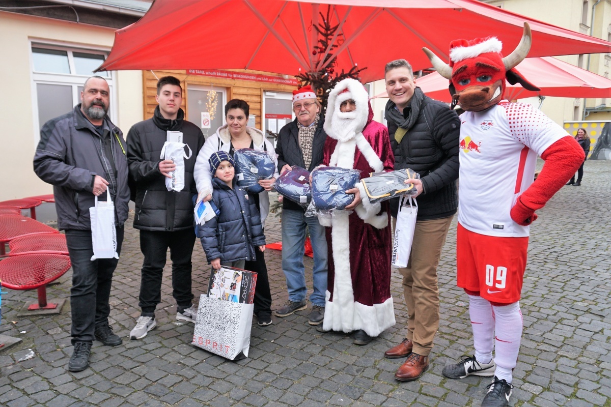 LEJ1_Weihnachtsfeier-Tafel-Leipzig_2017.jpg