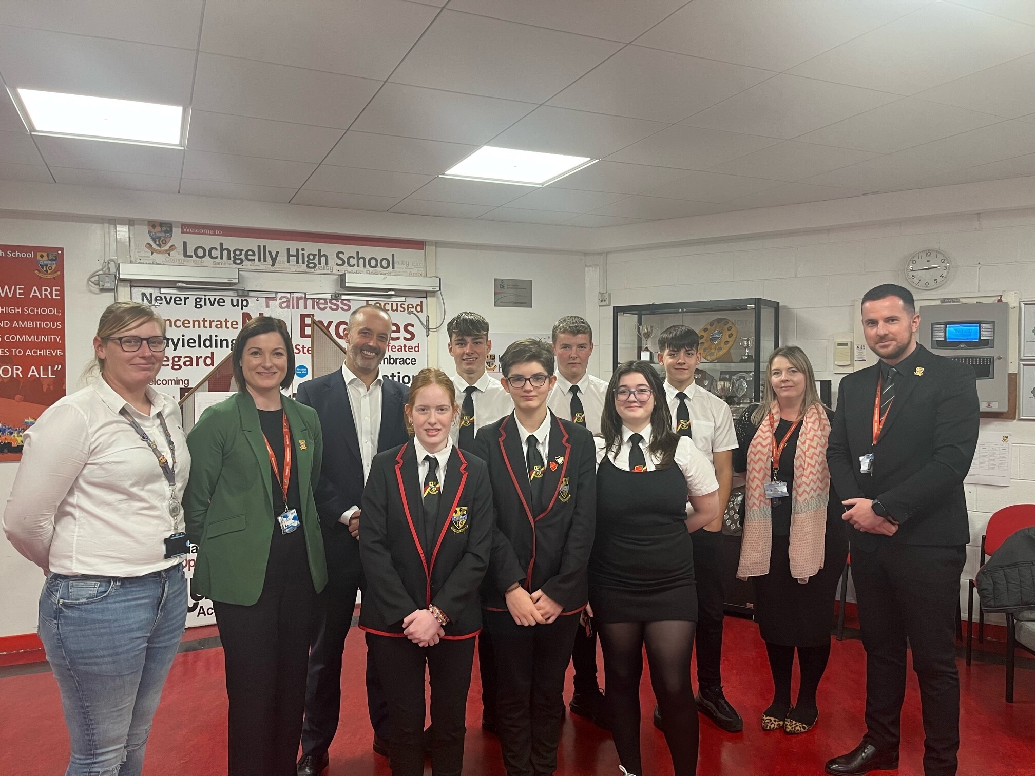 John Boumphrey with Lochgelly High school pupils.jpg
