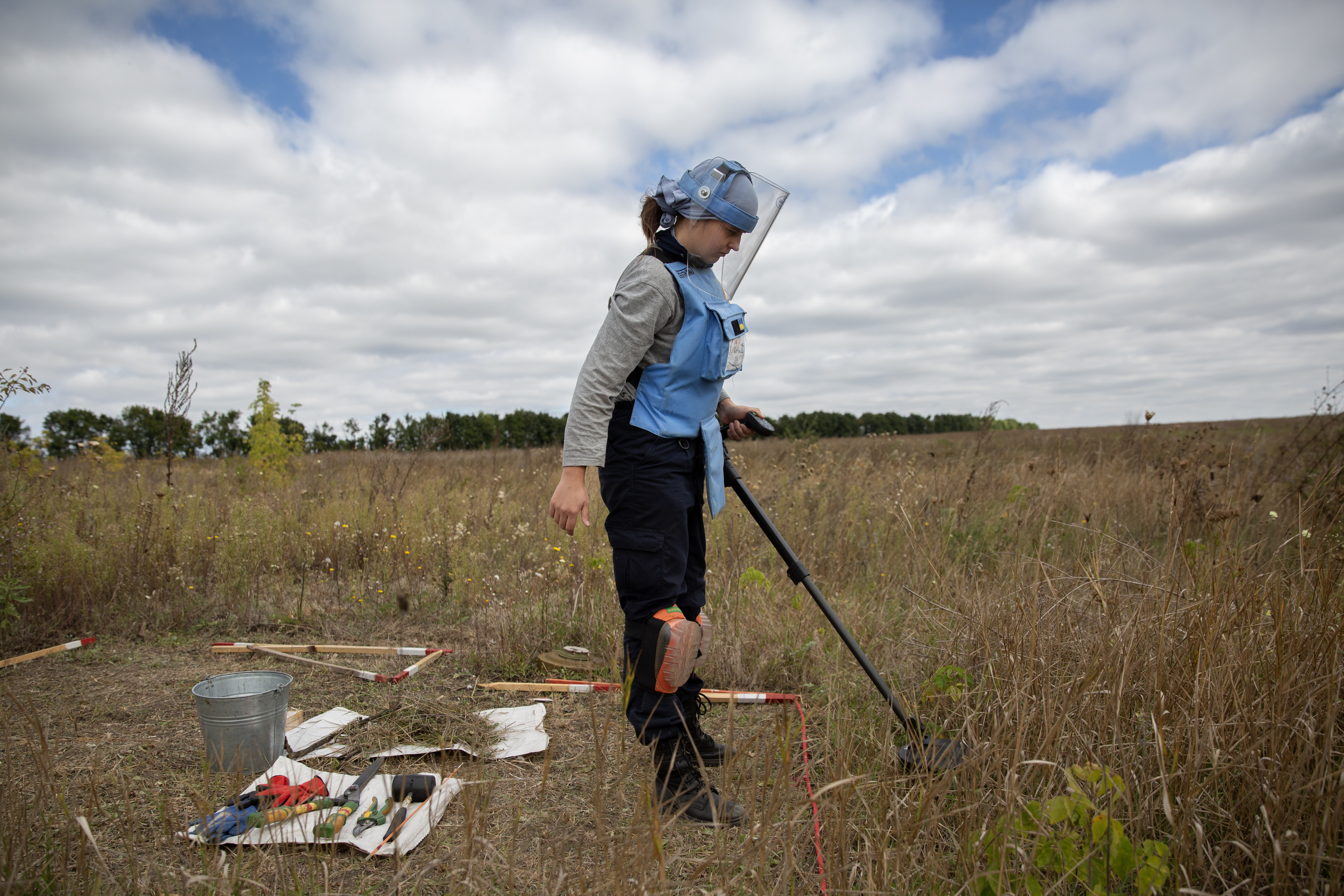 ウクライナの地雷除去活動に貢献するAWSの人工知能（AI）
