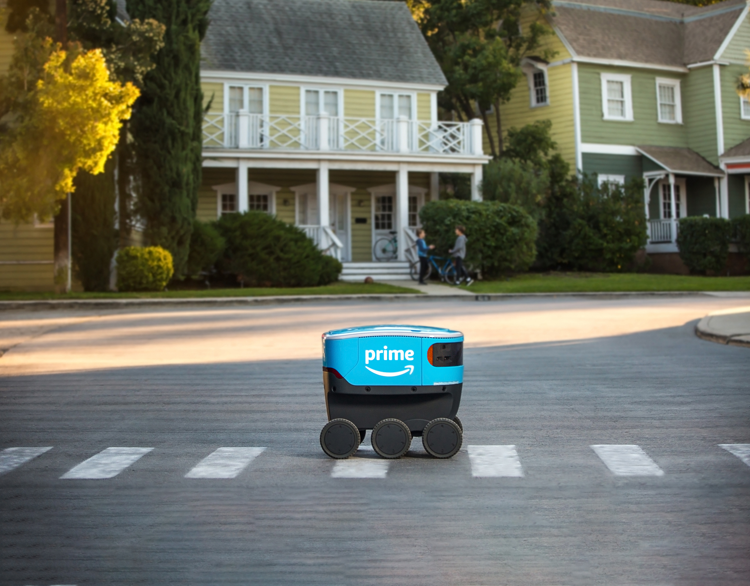 amazon 6 wheel delivery robot