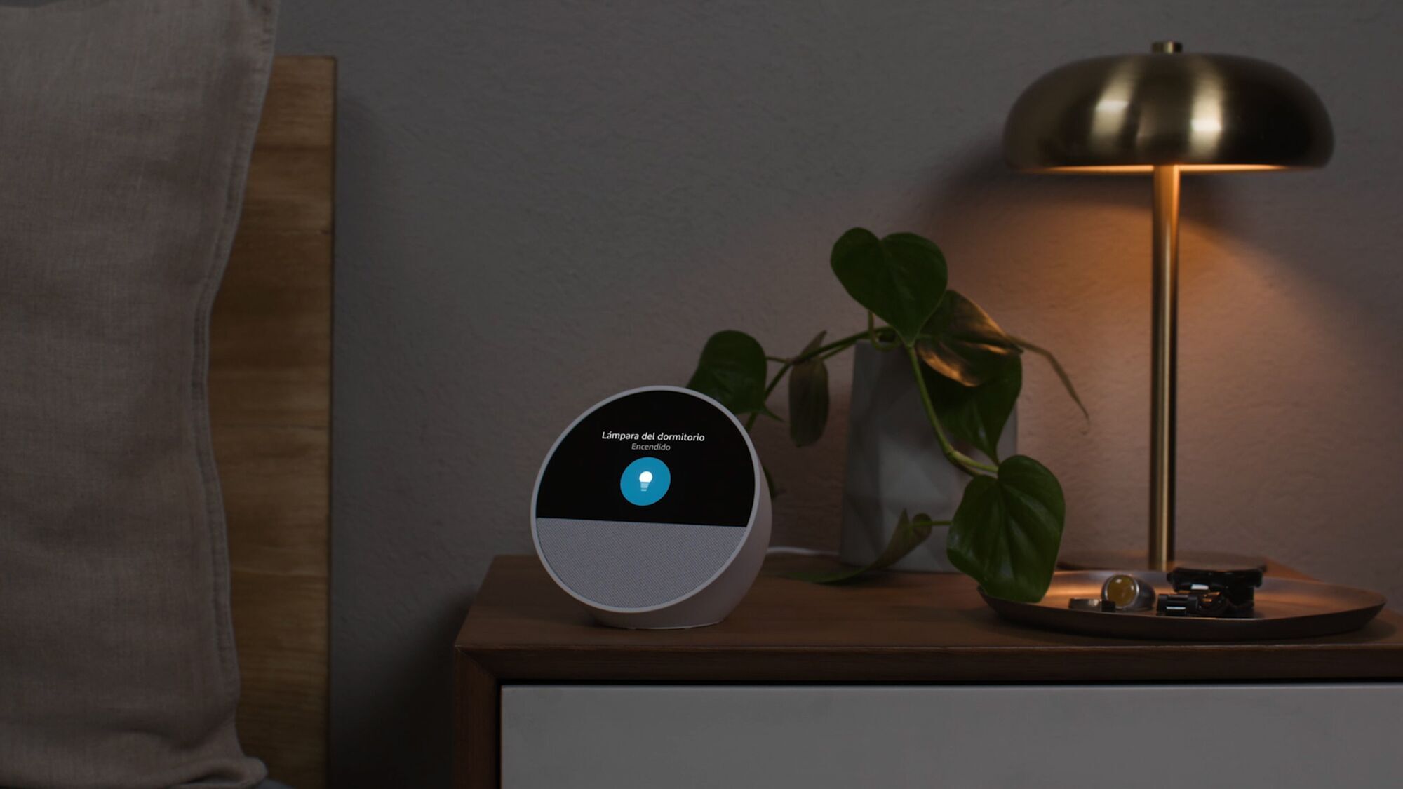 Smart home assistant with houseplant and lamp