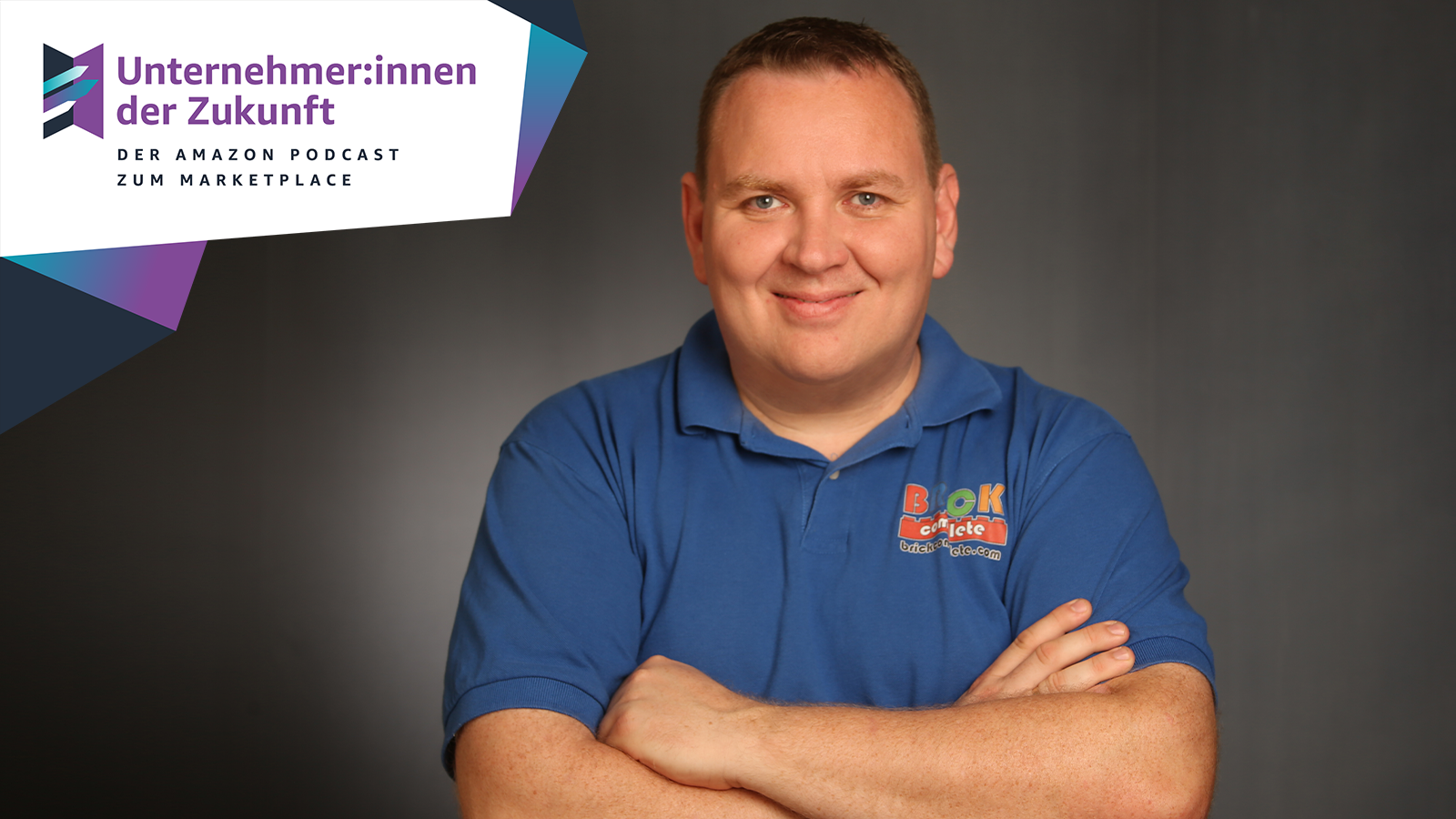 Portrait von Martin Buritsch. Oben Links im Bild ist ein Banner mit dem Text "Unternehmer:innen der Zukunft - Der Amazon Podcast zum Marketplace"