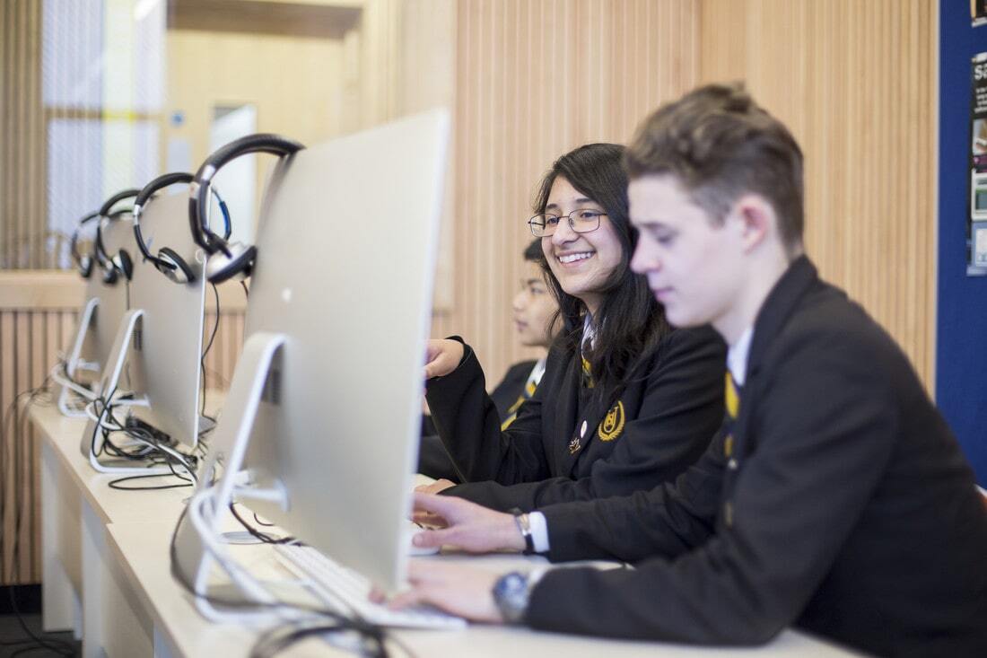 Students in front of a computer