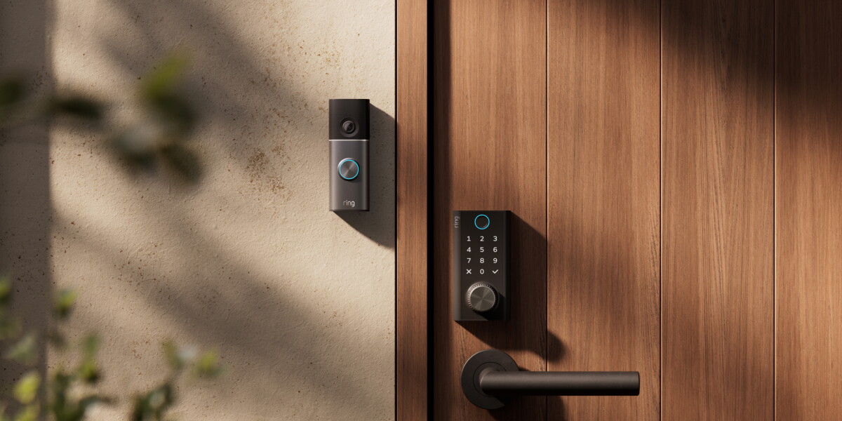 Ring Smart Lock: la serratura smart che si ricarica a mano