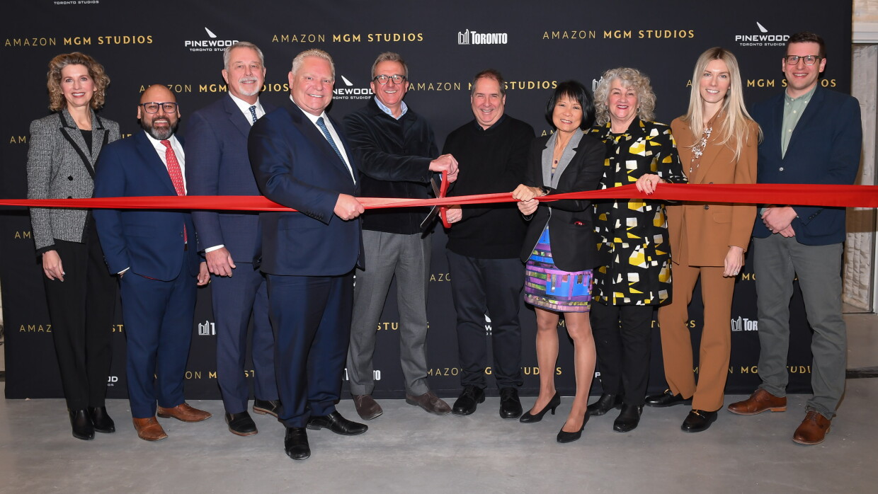 MGM Pinewood Ribbon Cutton