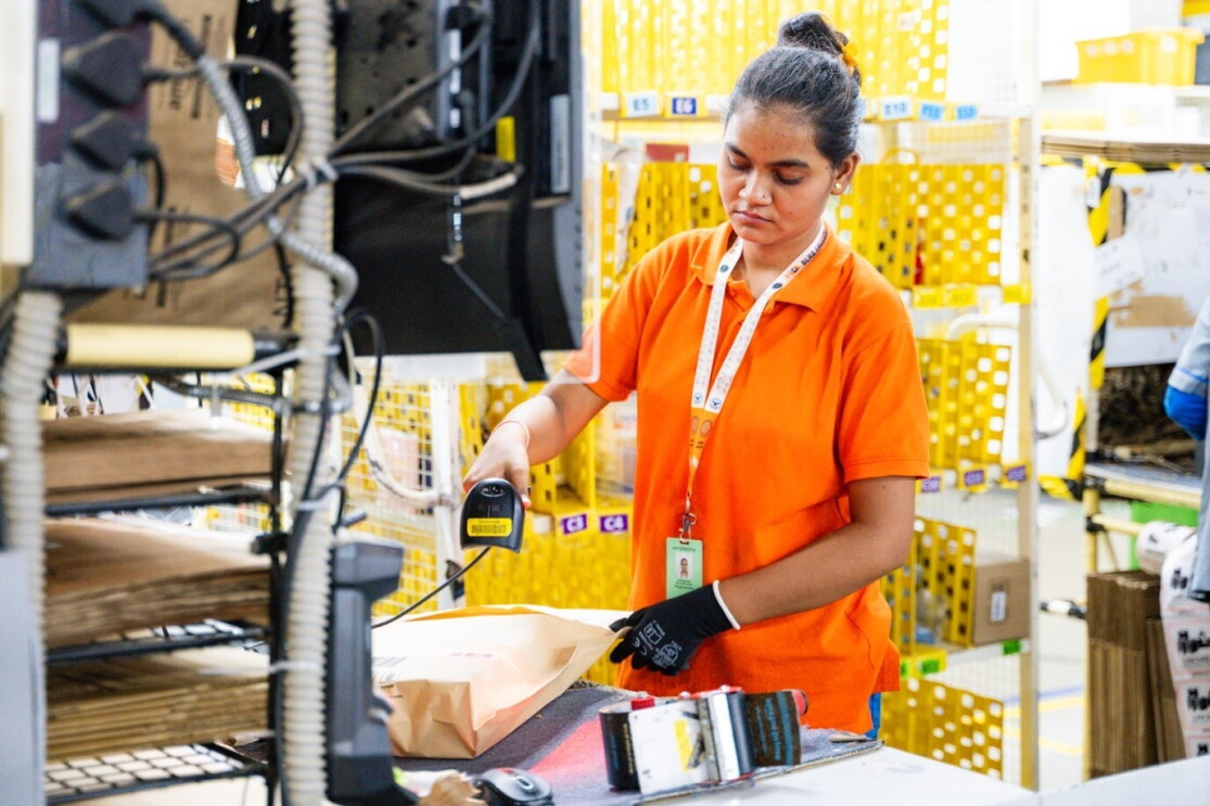 Inside one of Amazon's Largest Fulfillment Center in India