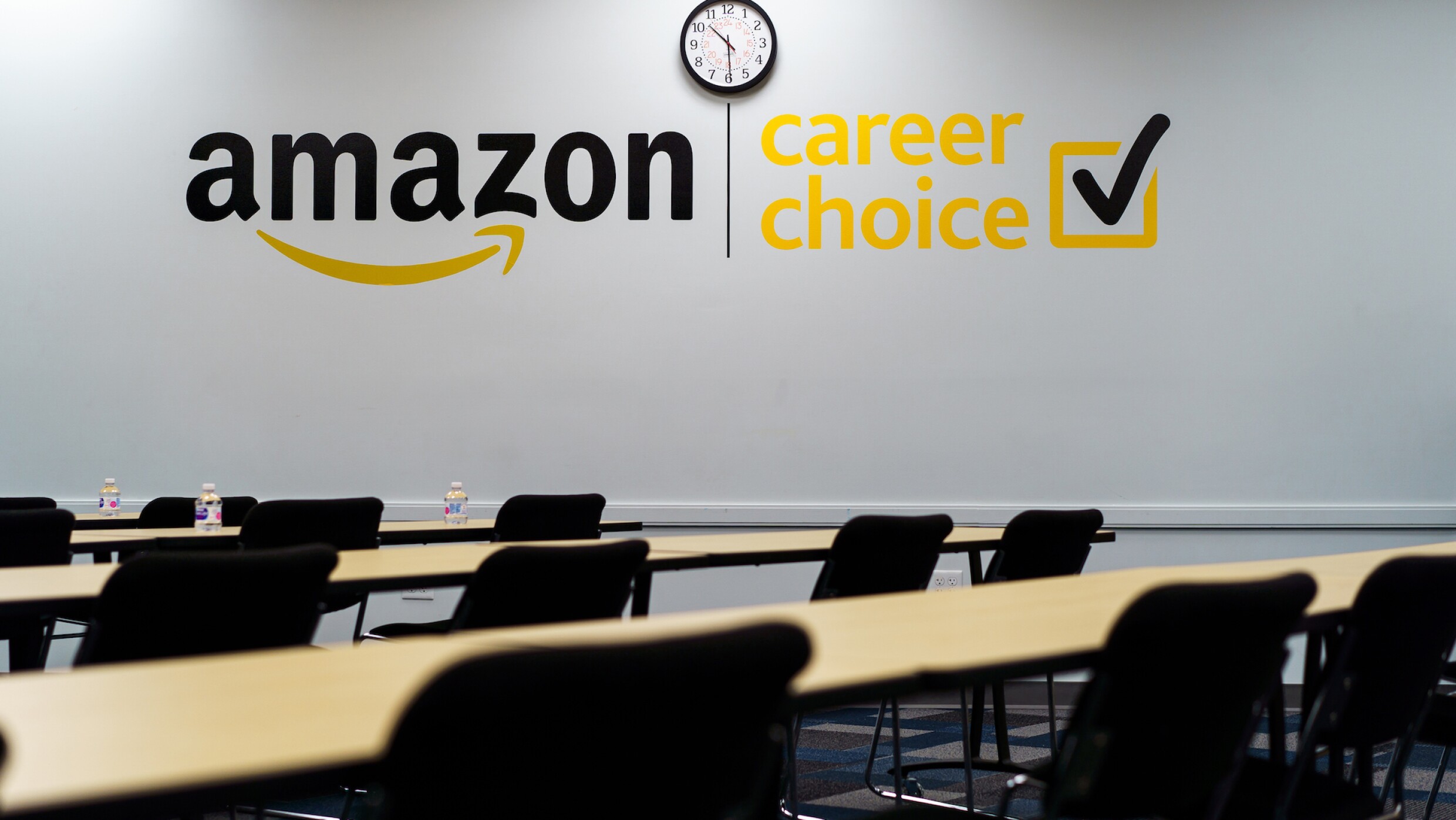 Amazon Fulfillment's Career Choice Program - Canada About Amazon