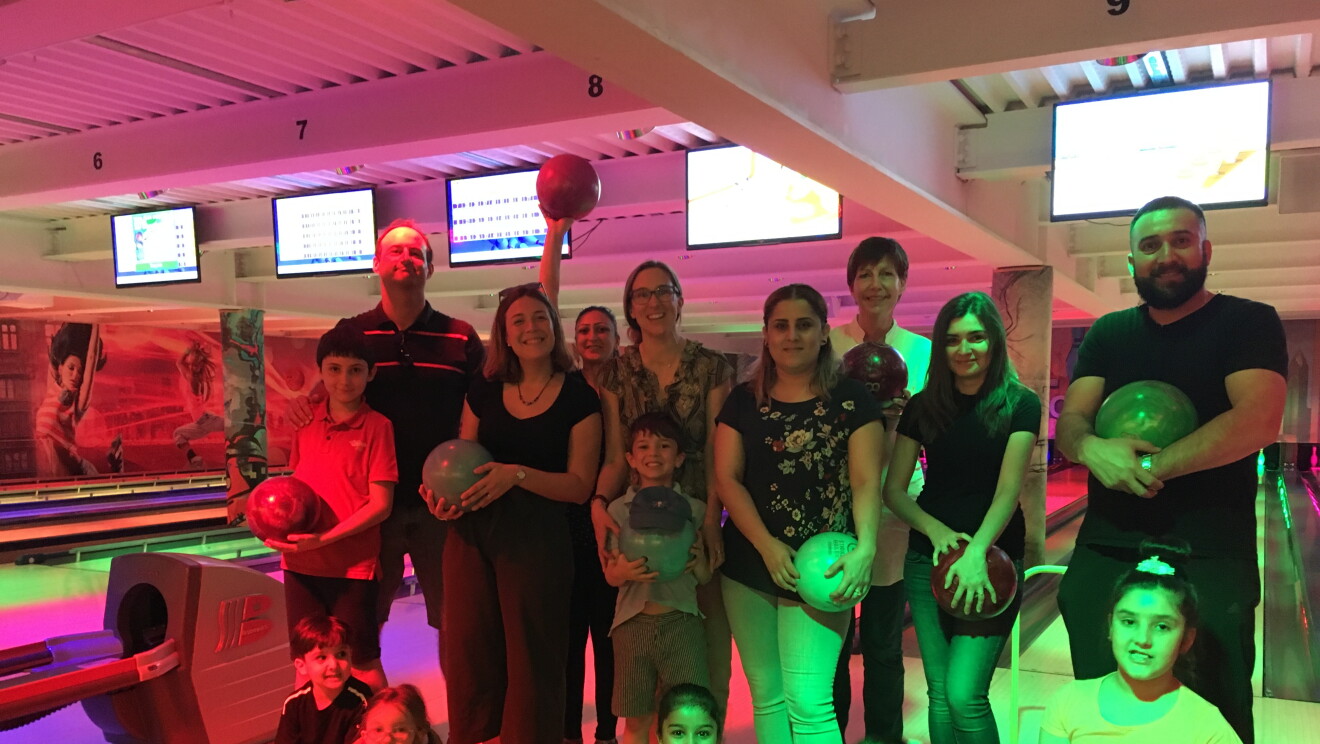Amazon in the Community goes to bowling with the kids of Caritas Luxembourg