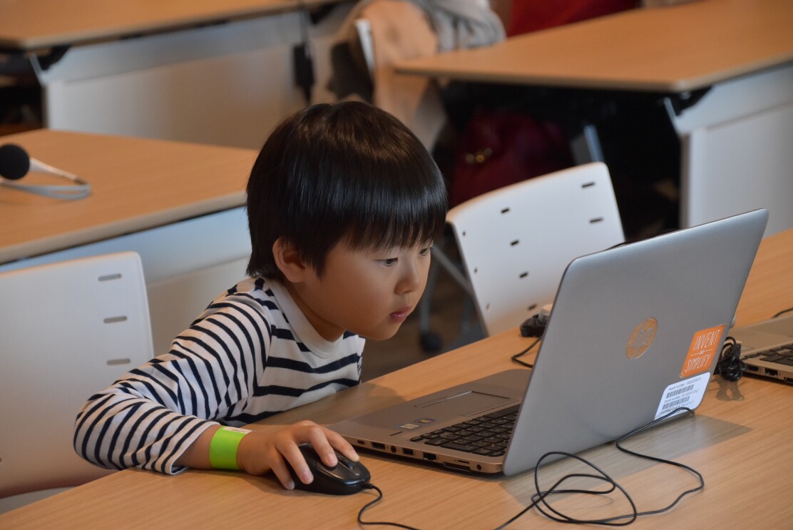 Amazonで「Hour of Code 2018 @Amazon」を開催