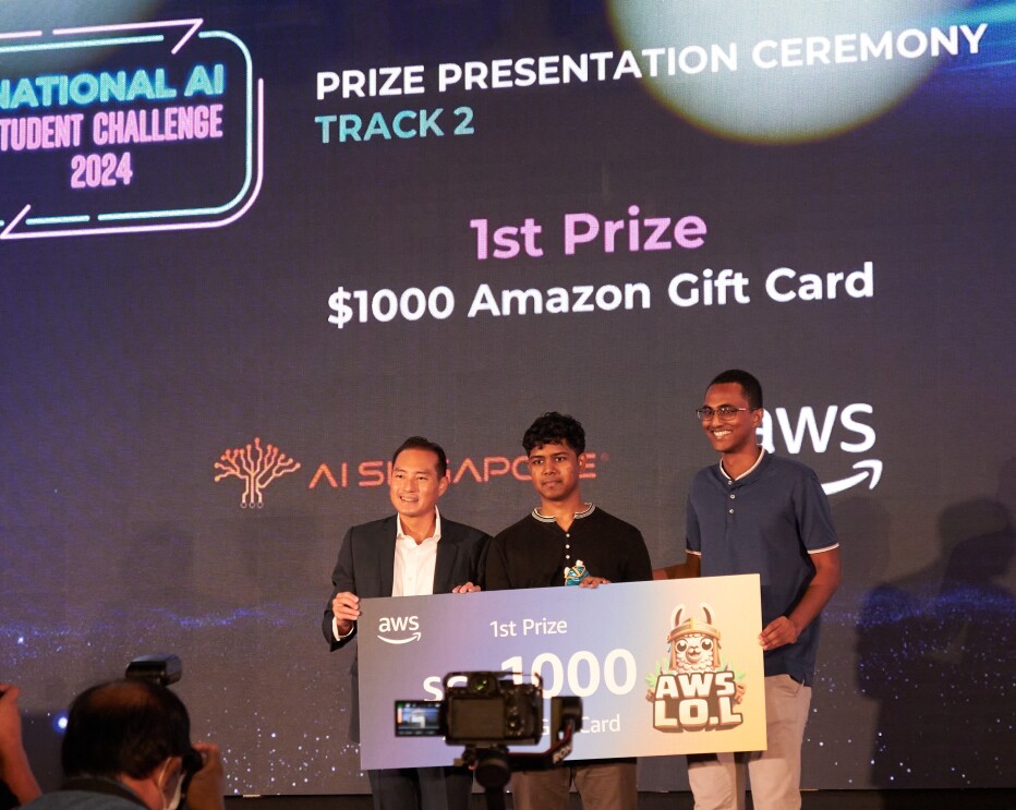 First Prize AWS LO.L winners