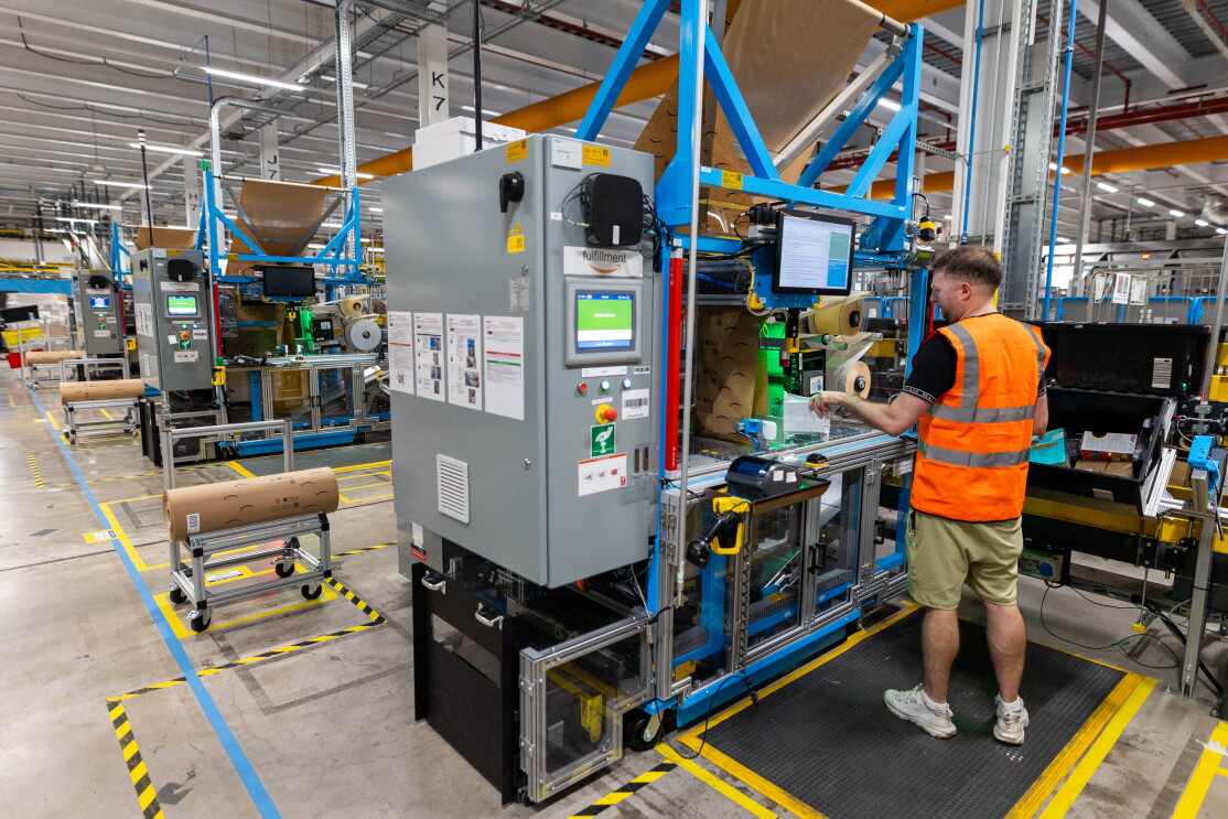 SWNS_AMAZON_PACKAGING_34 SCALING INNOVATION  