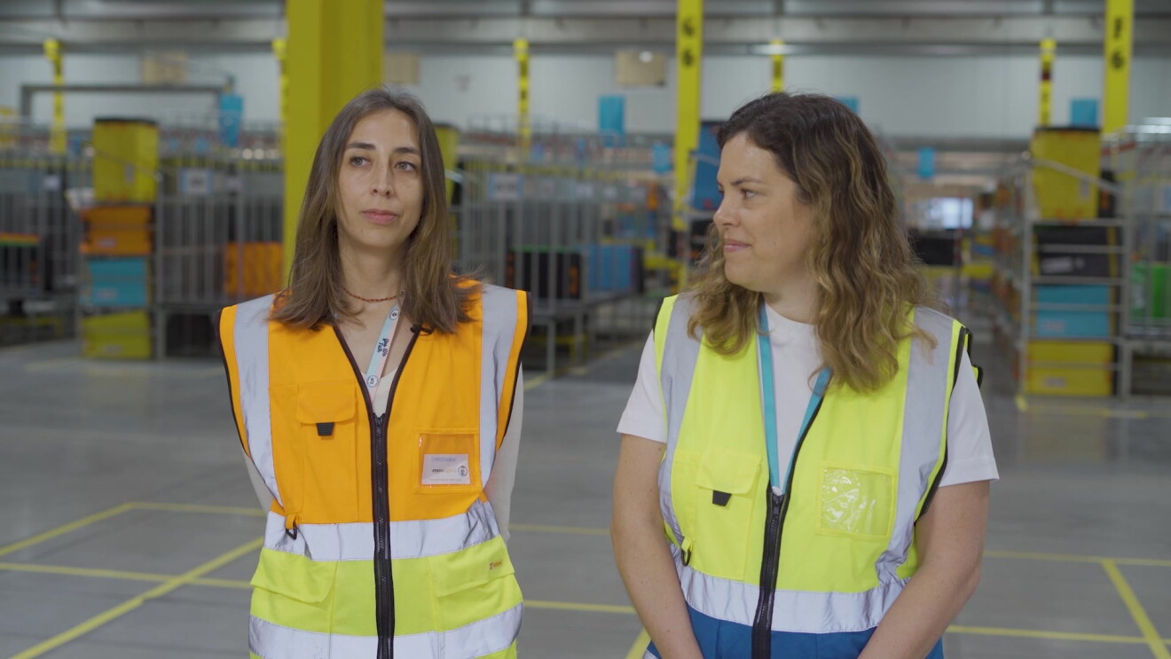 Ester Christianne and Rosa Gedeon 