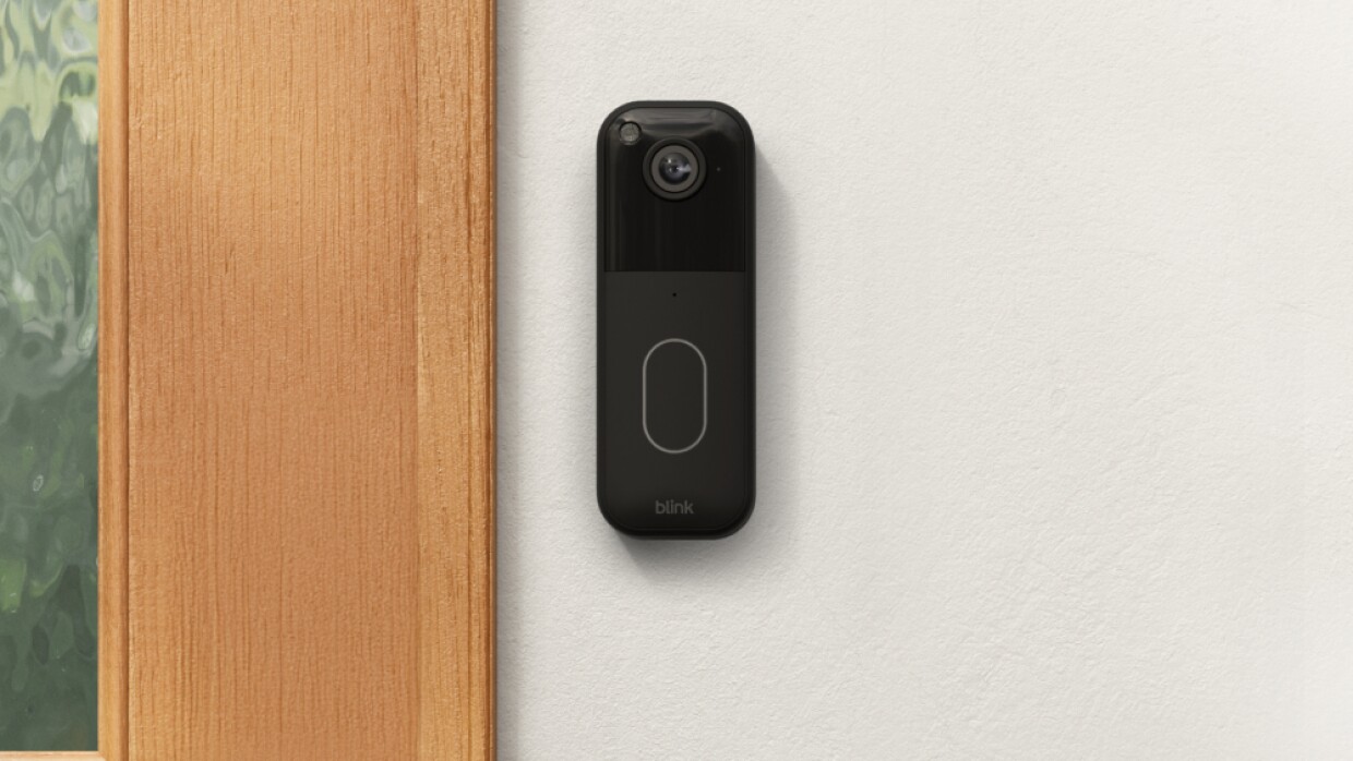 Nuevo Blink Video Doorbell en un árbol