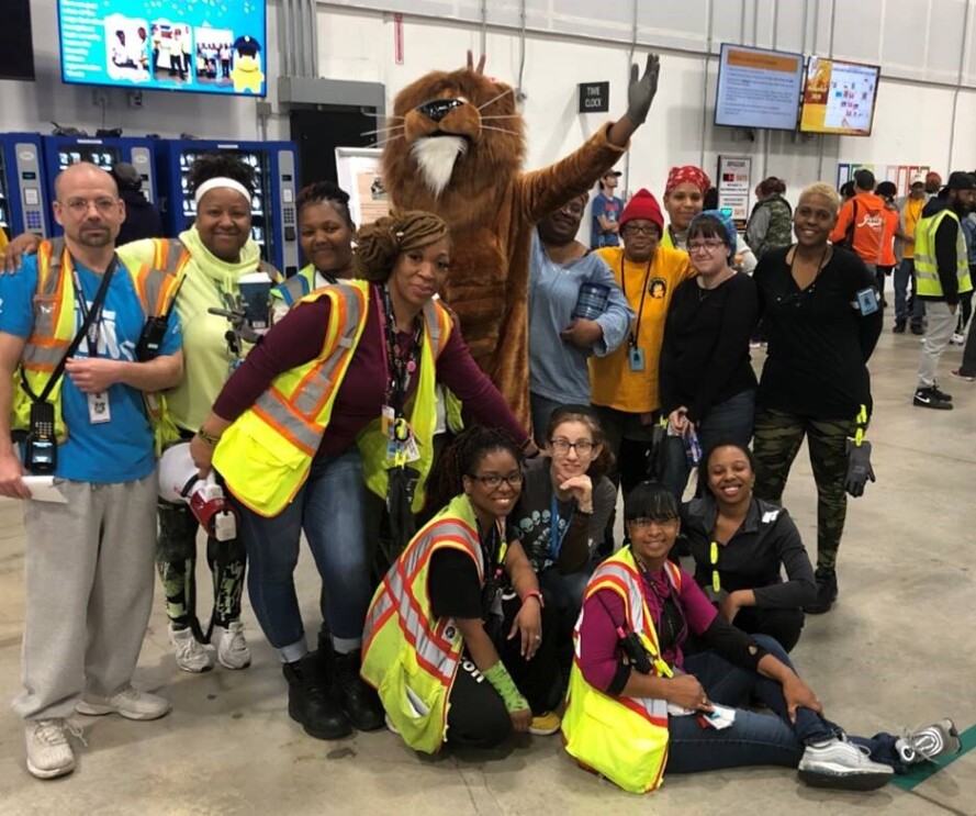 Amazon associates celebrate Peak