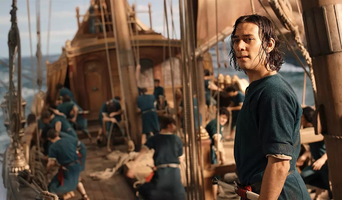 Maxim Baldry as Isildur