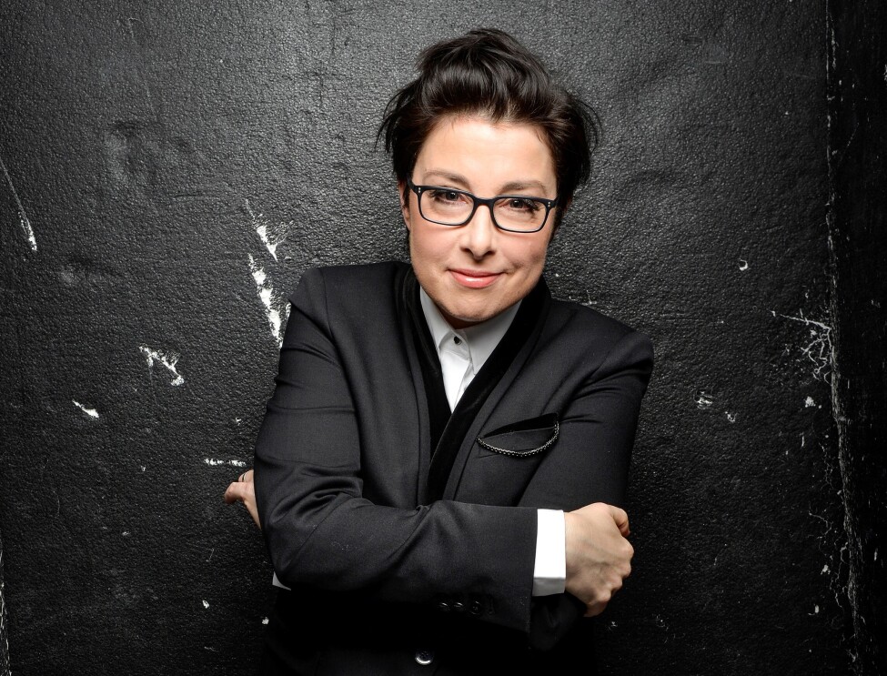 Sue Perkins_b_photo by steve ullathorne