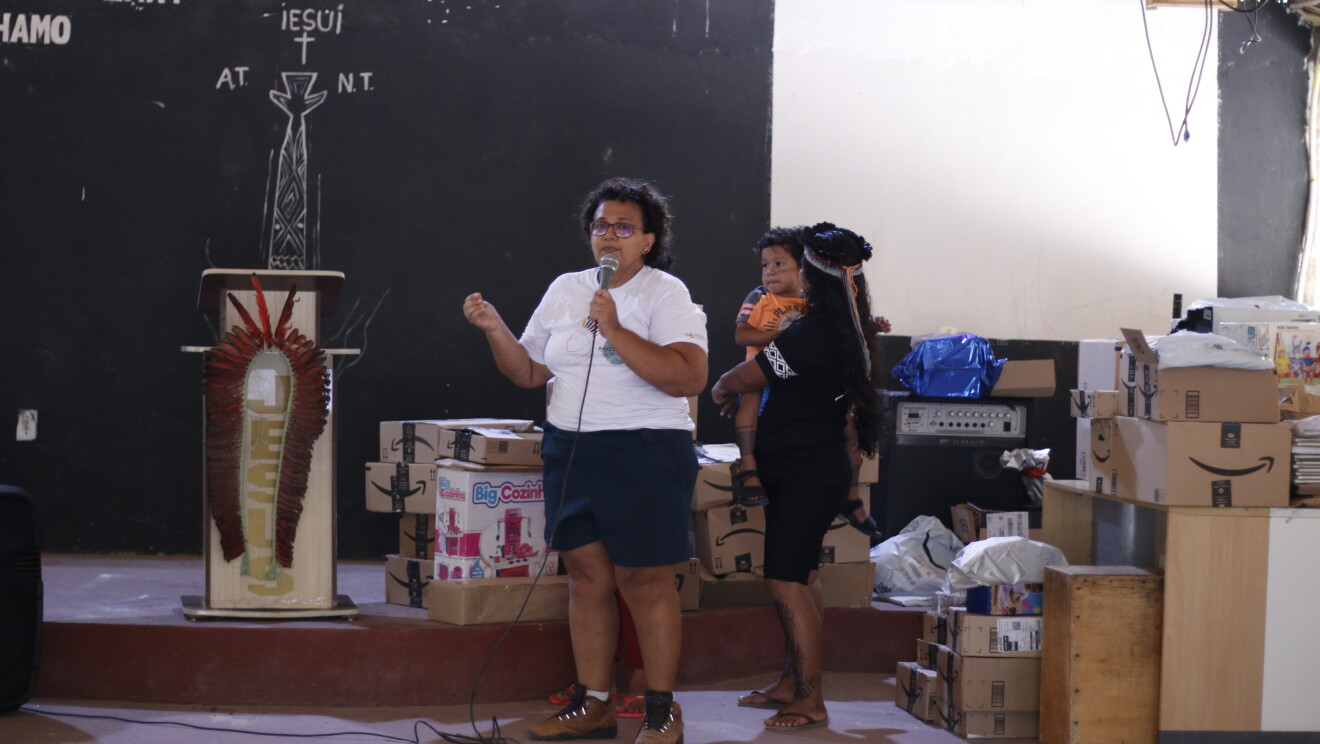 Galeria de fotos da iniciativa Amazon, AWS e IAT na aldeia Waikiru