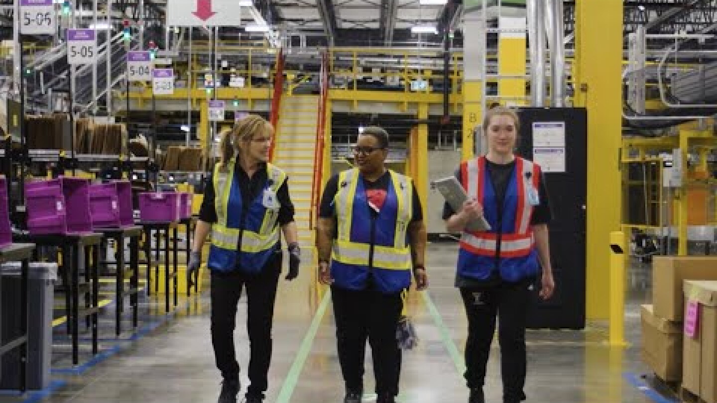 Fulfilled by Amazon, Inspired by Opportunity / Opportunités inspirantes : s'épanouir chez Amazon