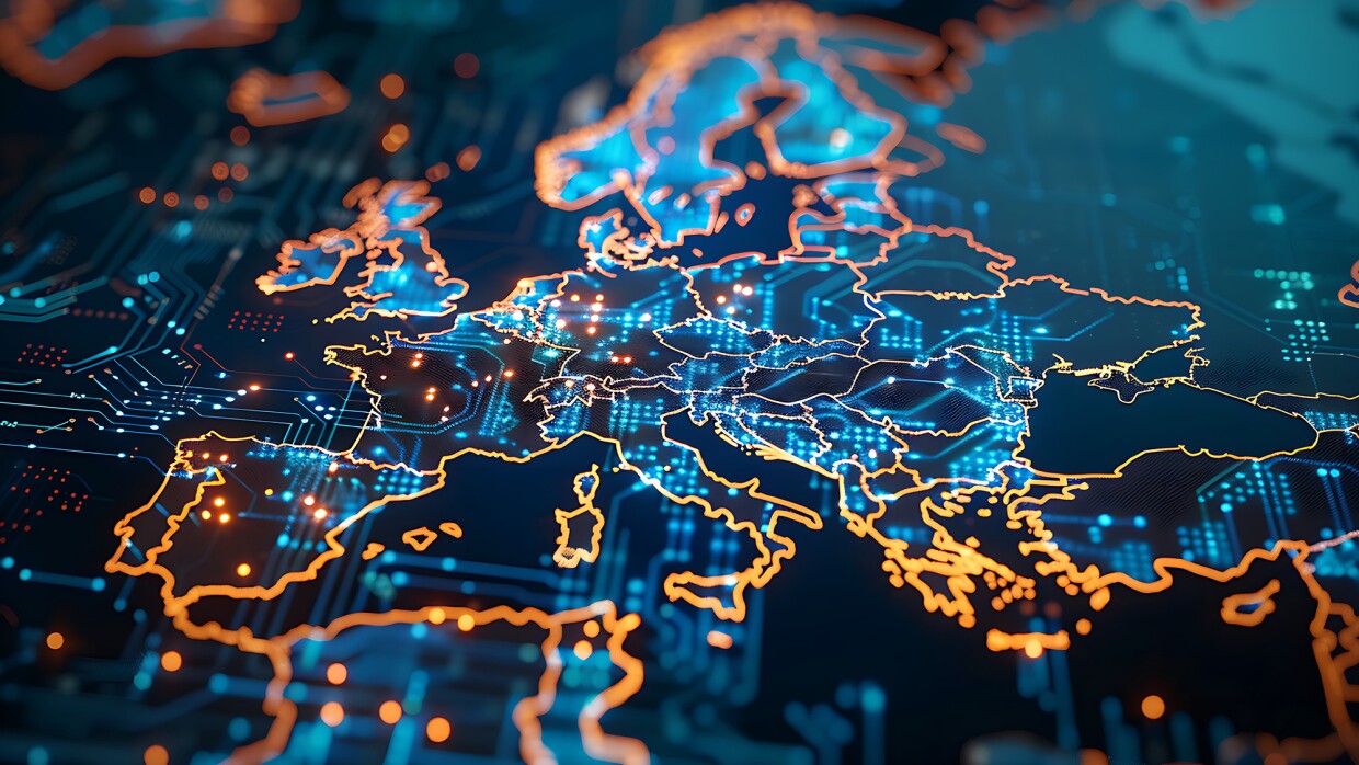 Mapa de Europa con la silueta en naranja.