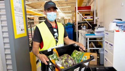 volunteering prime da y hat basket with food disaster relief-Retouch.jpg