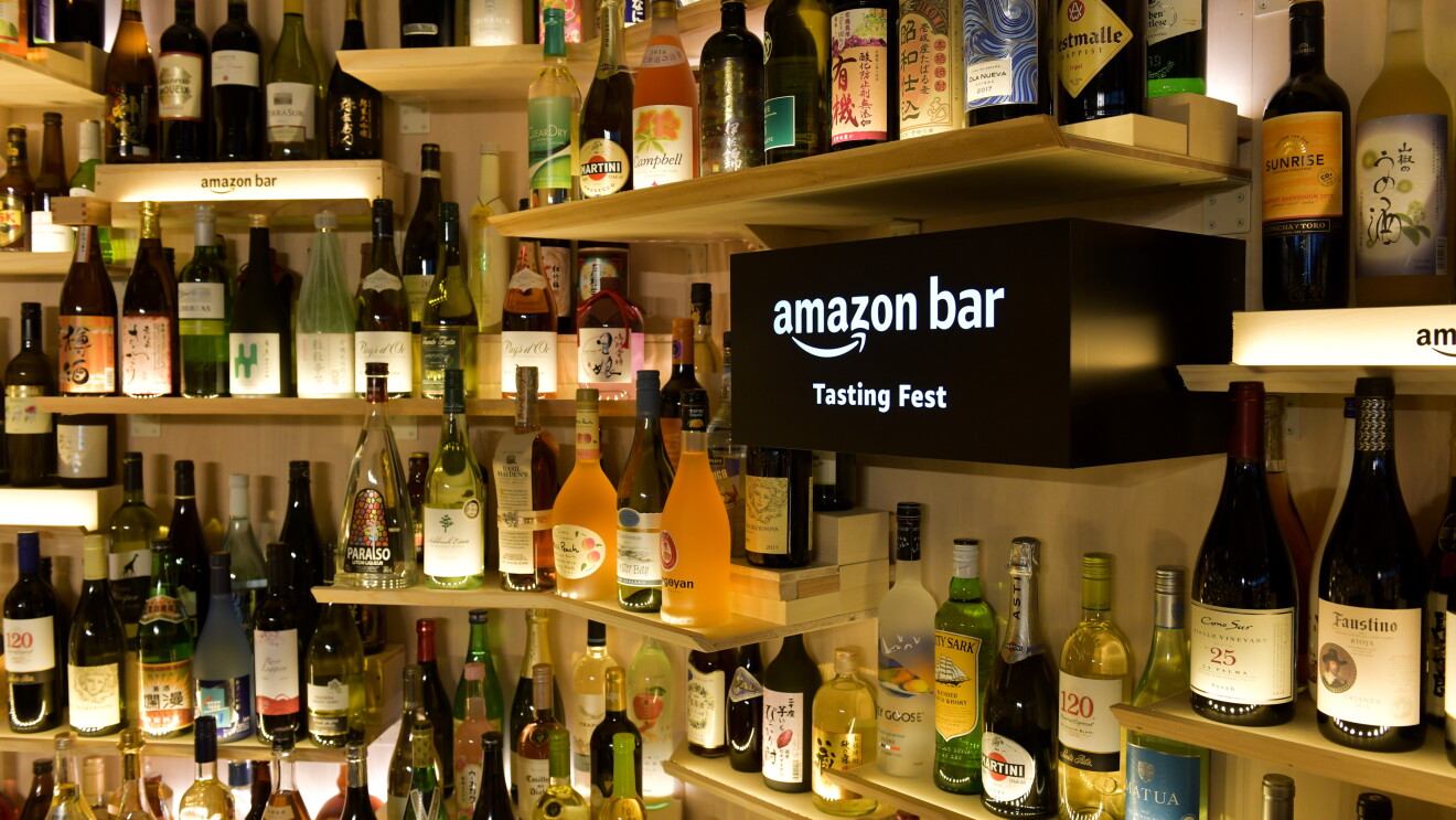期間限定の「Amazon Bar」で自分好みのお酒を見つけよう