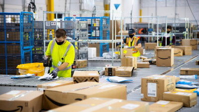 Amazon associate working with social distancing measures in place