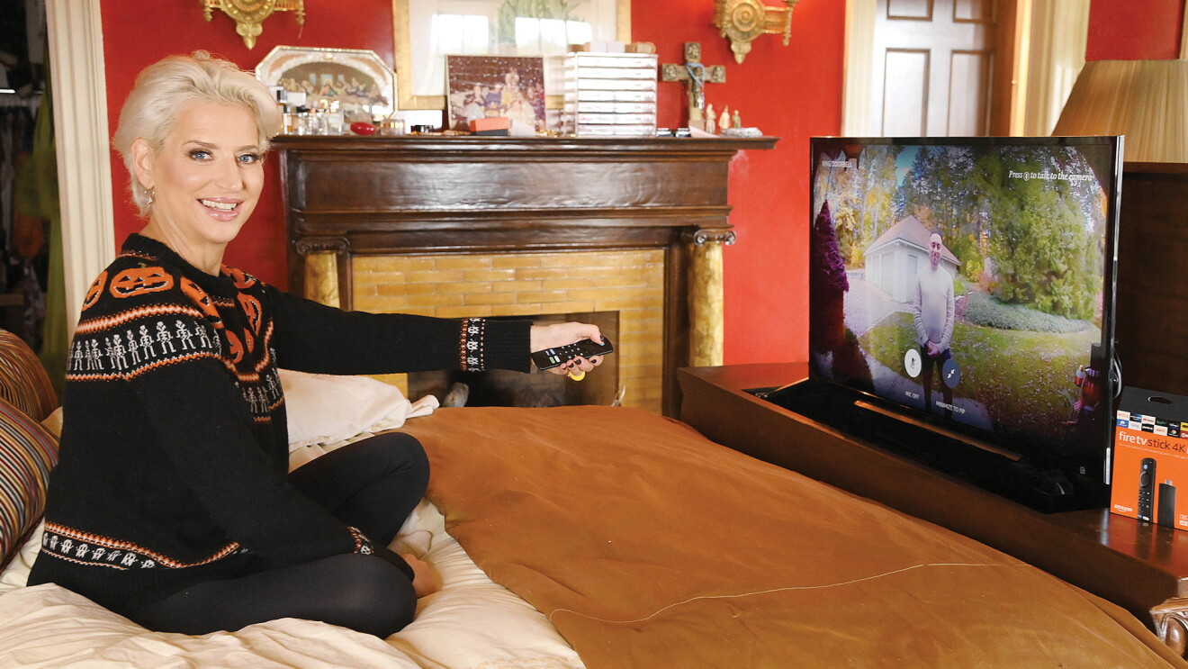 Dorinda from the Real Housewives of New York City shows off her decorations with Amazon devices.