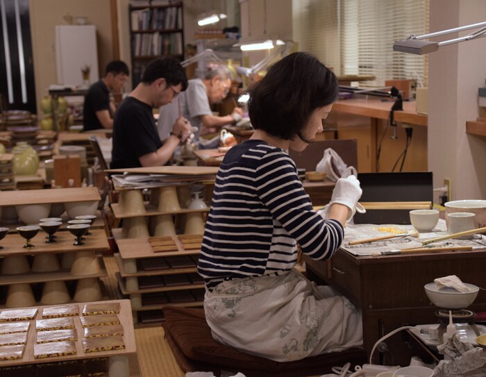 Amazon Story:販売することで九谷焼の技を守る