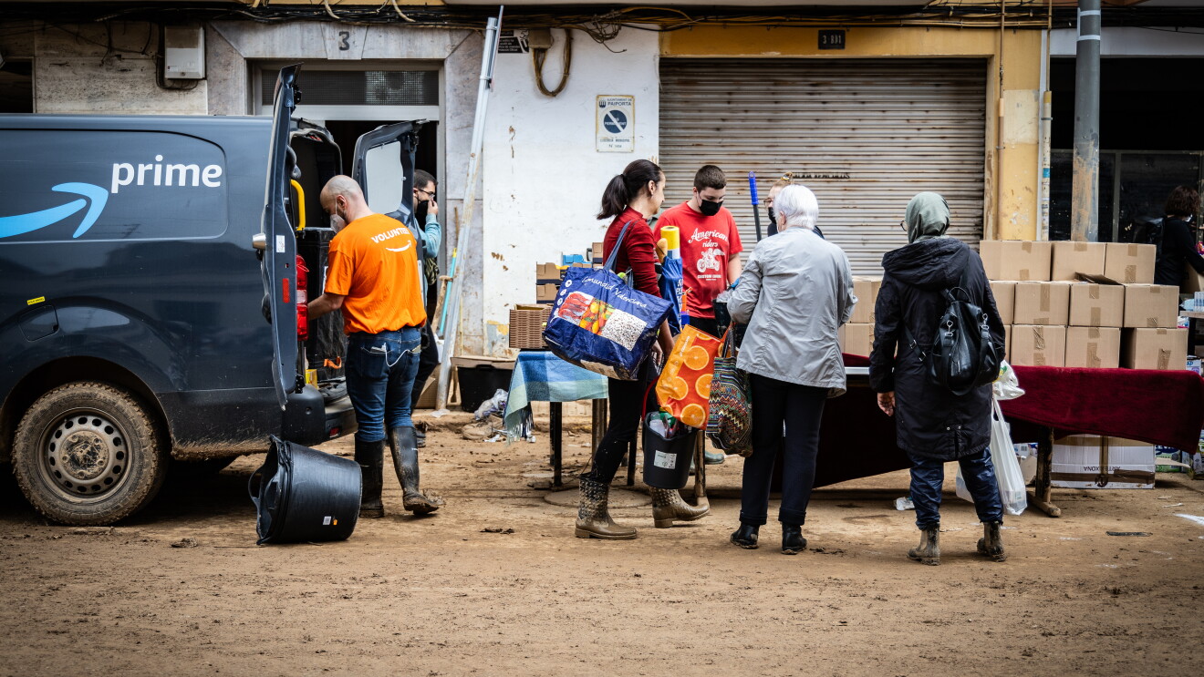 flooding in spain disaster relief 