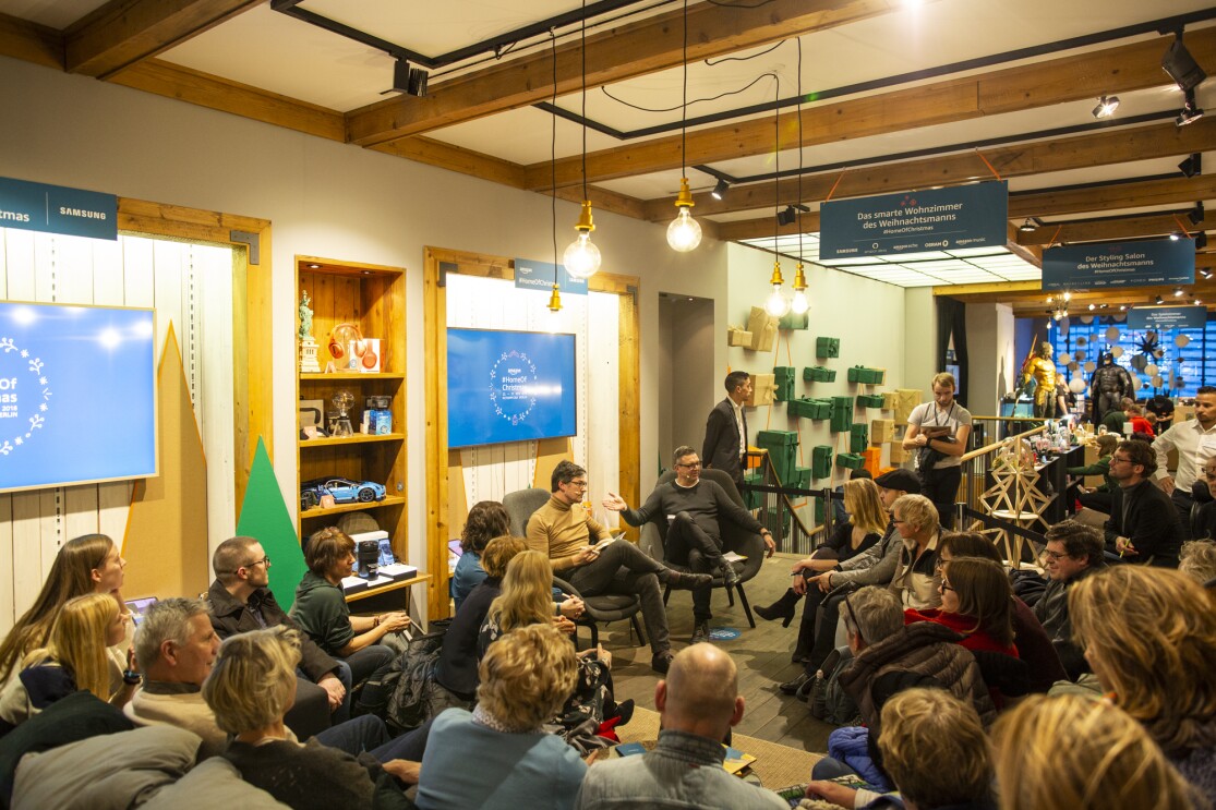 Amazon Pop up Store #HomeofChristmas