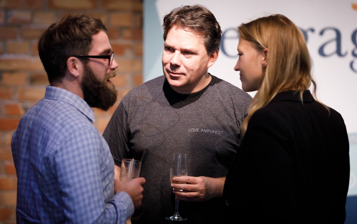 Diskussionen bei der digital.engagiert Preisverleihung.