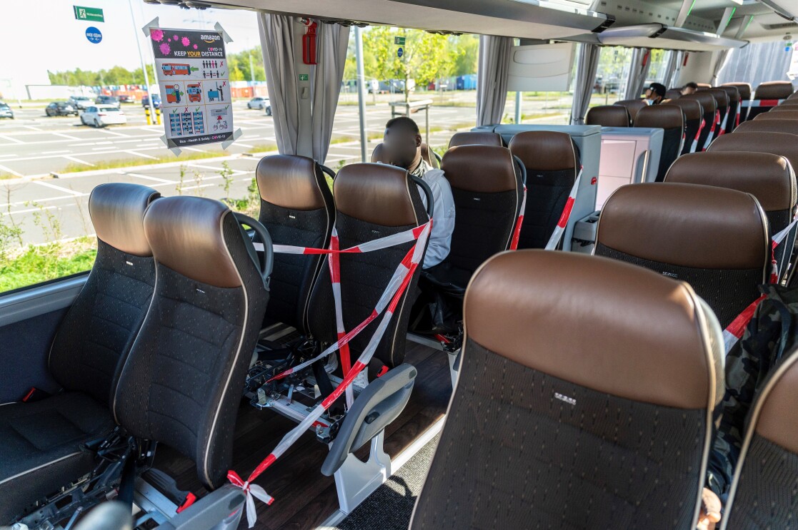 Das Innere von einem Bus