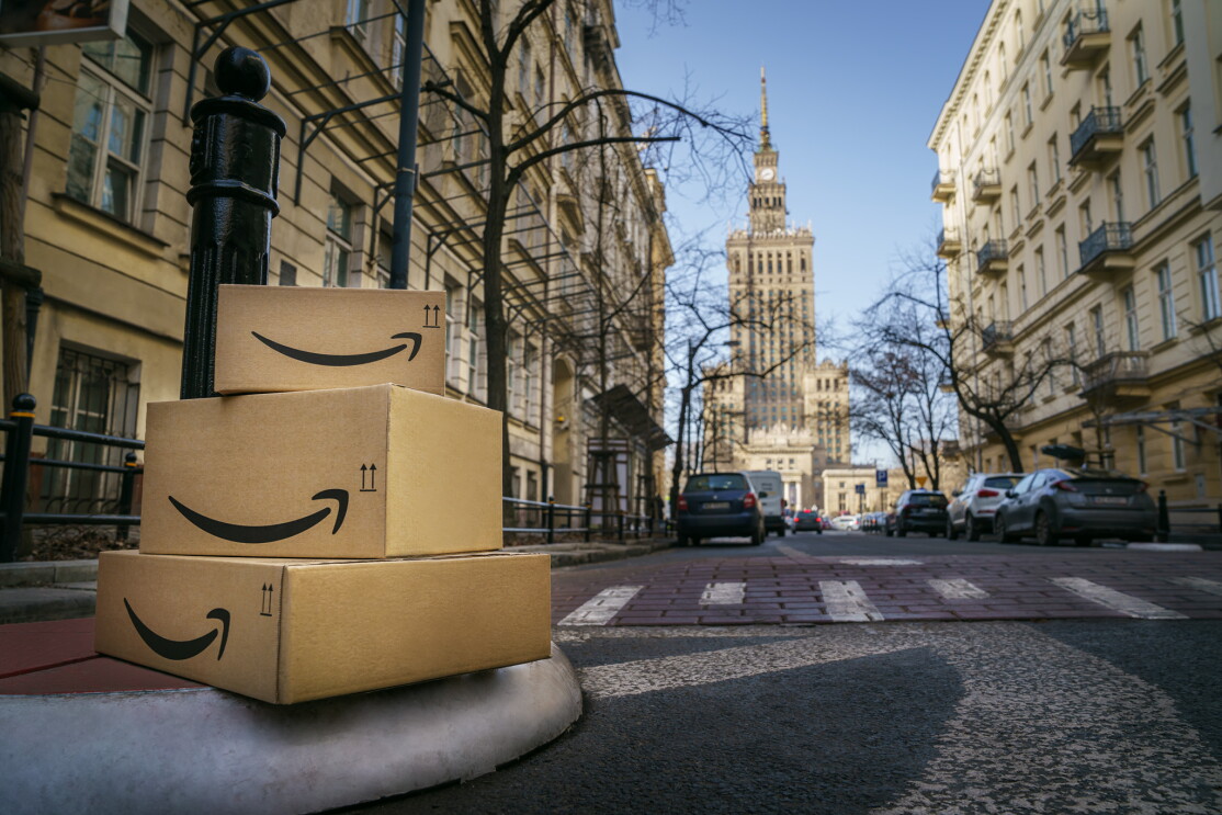 Amazon.pl launches in Poland