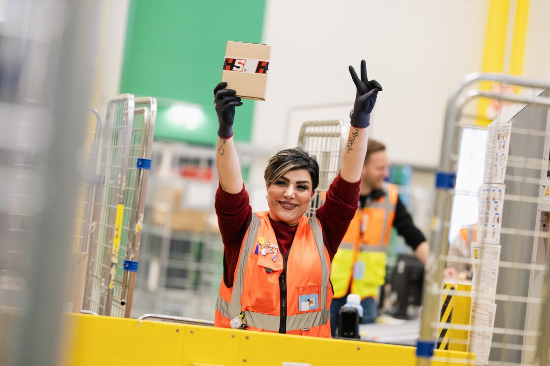 Amazon Mitarbeiterin Nachtschicht