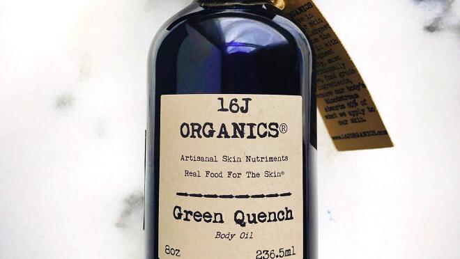 16J有机产品的正面视图