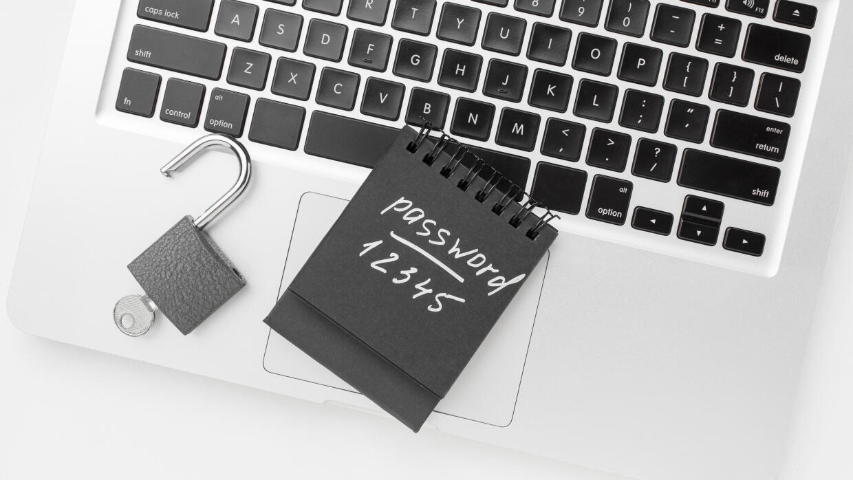 flat-lay-laptop-with-lock-key