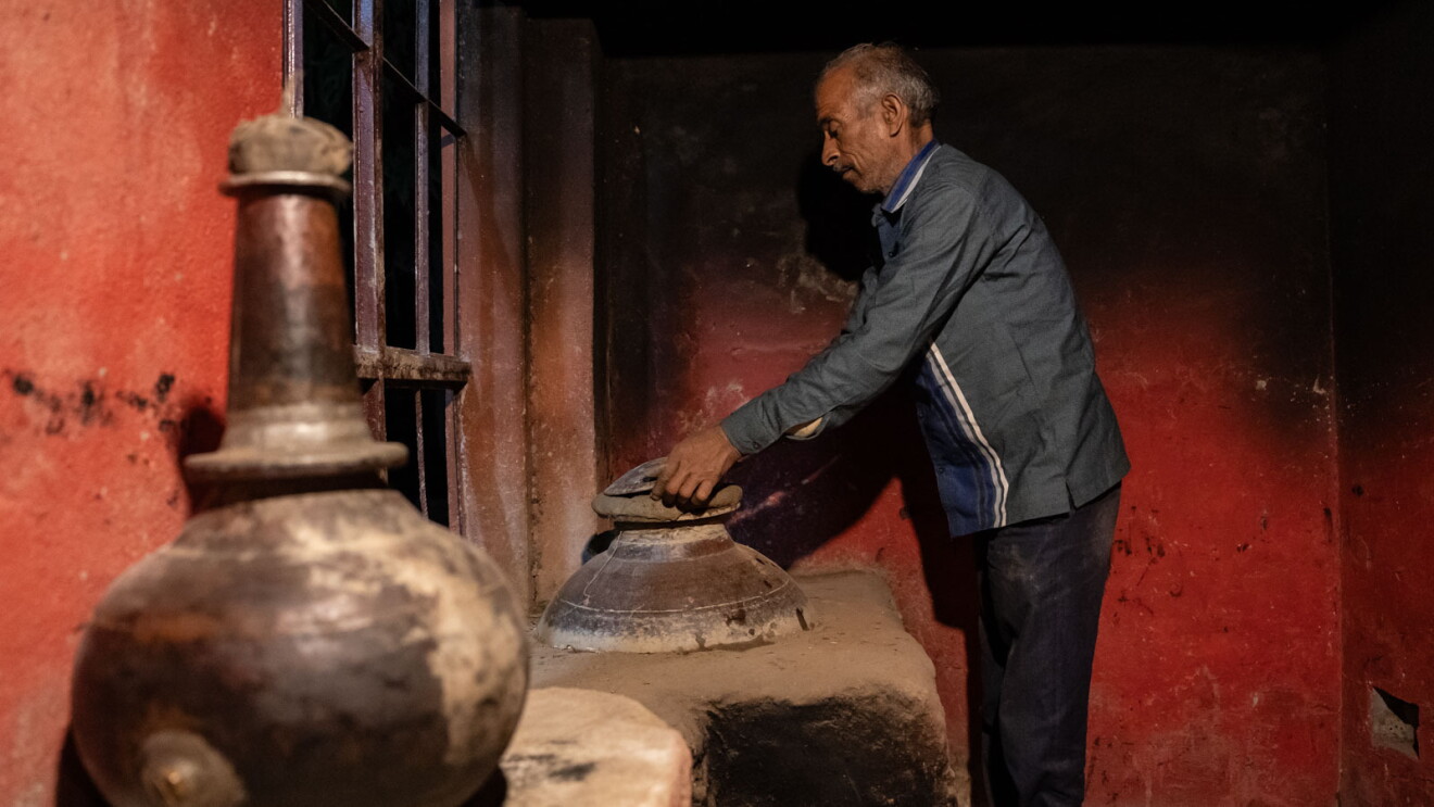Boond attar factory in Kannauj