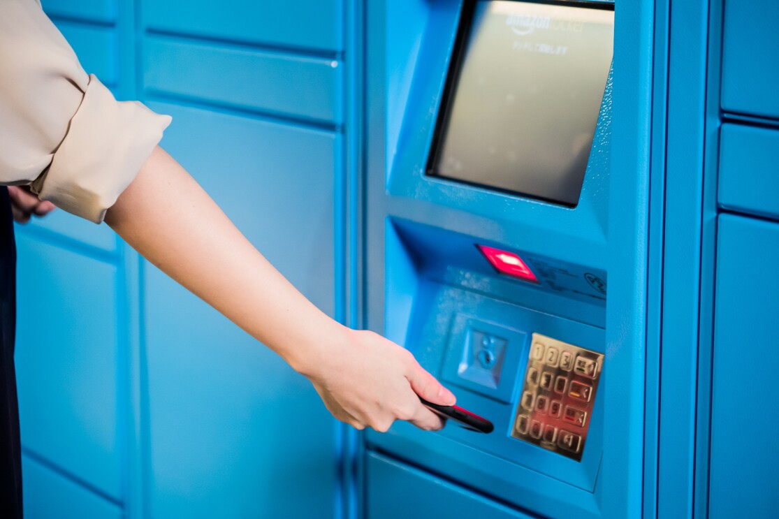 商品の受け取りサービスAmazon Hubロッカー