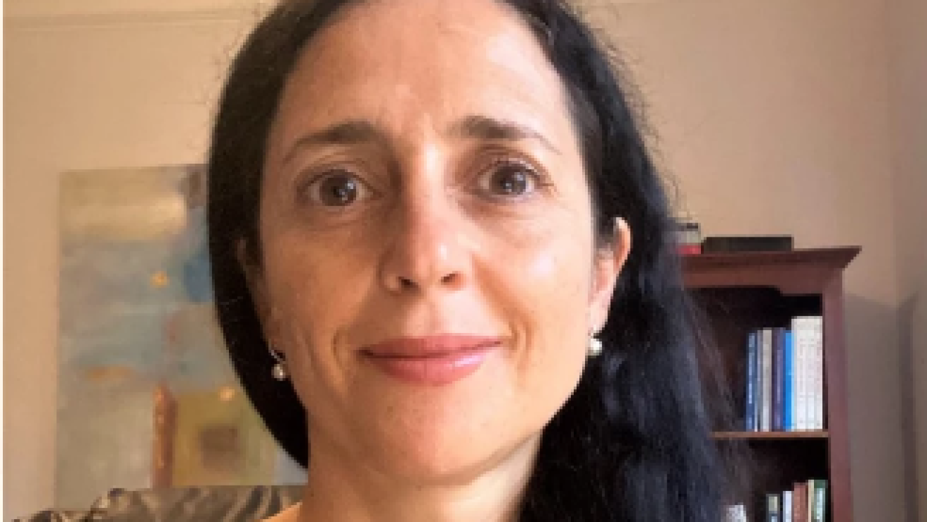 Dr. Ana Pinheiro Privette