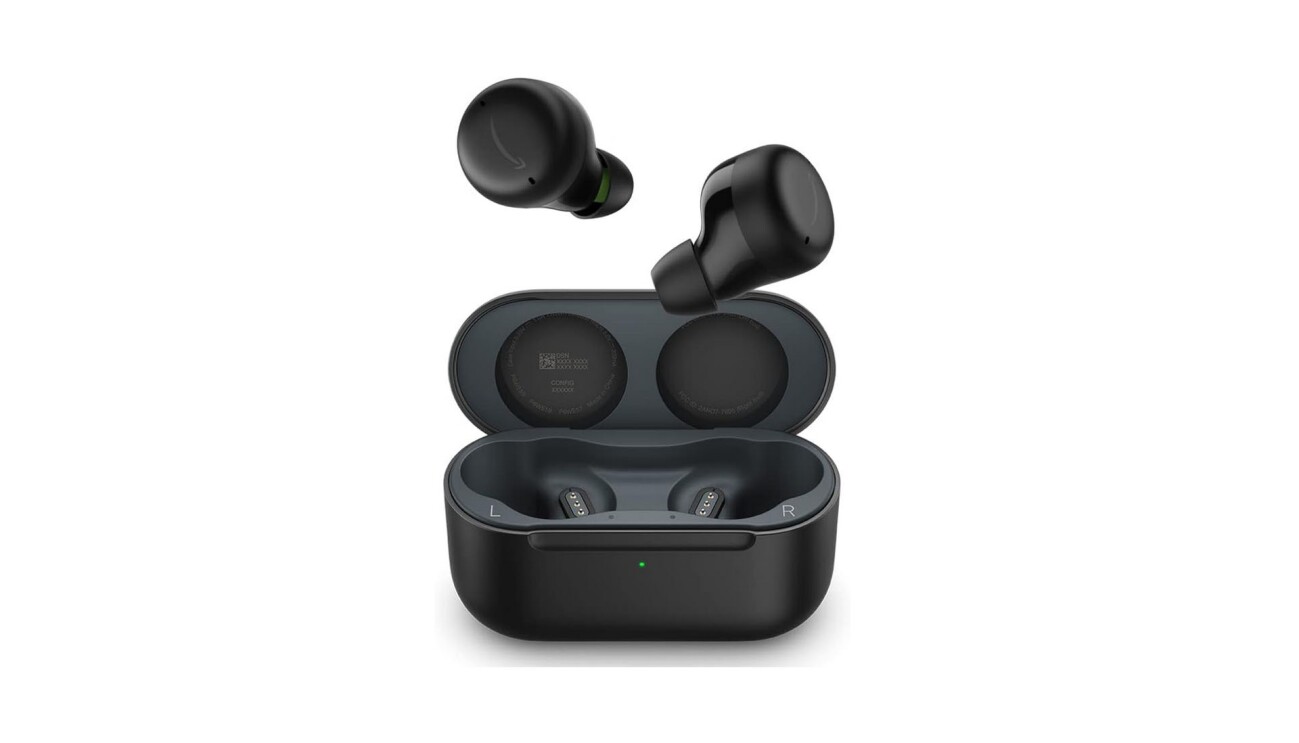 黒いEcho Buds。Amazonのイヤーピース