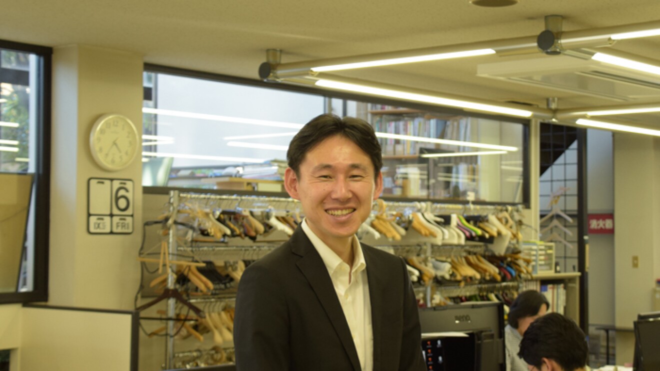 福を届けるハンガー
老舗三代目の挑戦