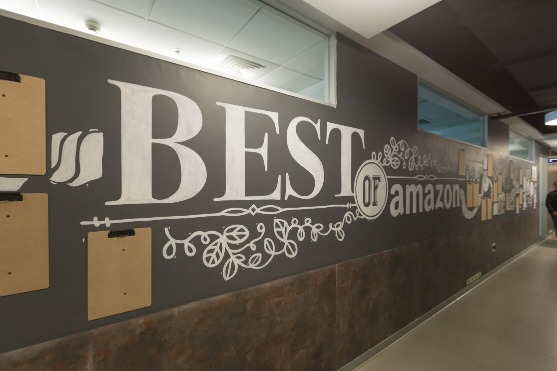 Walls of Amazon India