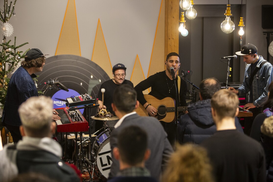 Amazon Pop up Store #HomeofChristmas