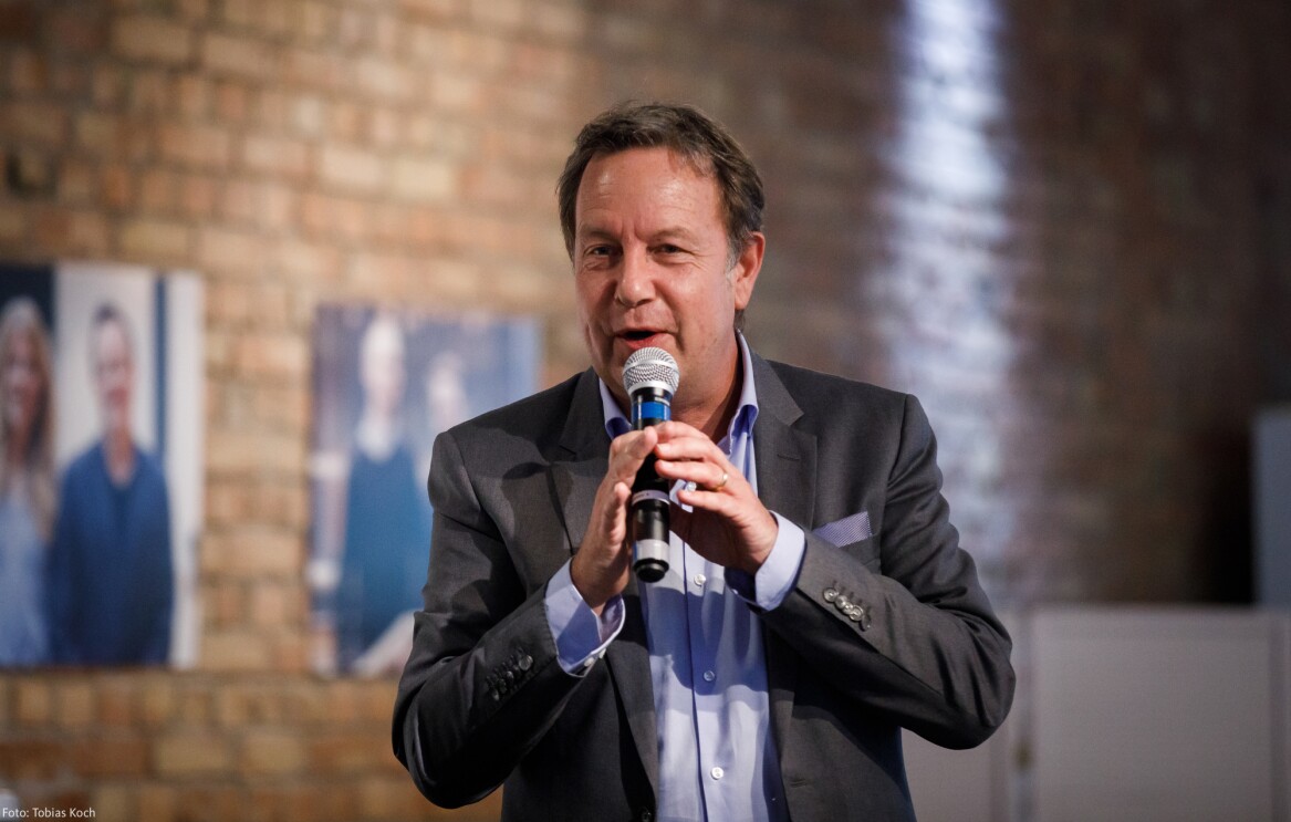 Ralf Kleber, Country Manager Amazon.de, bei der digital.engagiert Preisverleihung.