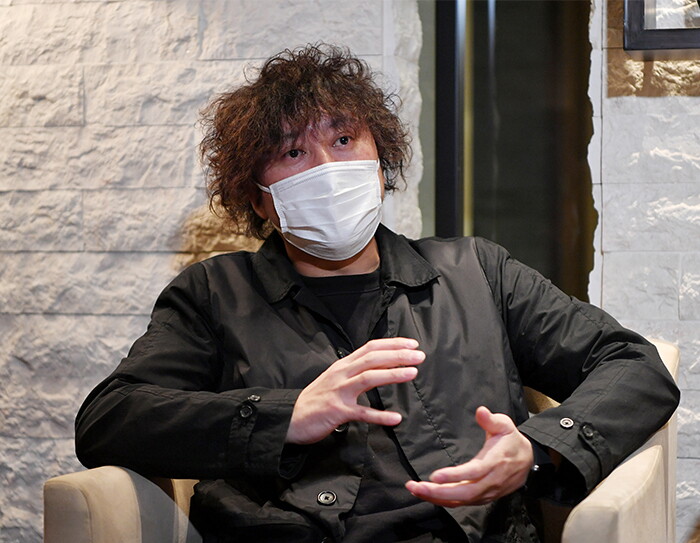 MONKEY MAJIK インタビュー中のメンバー