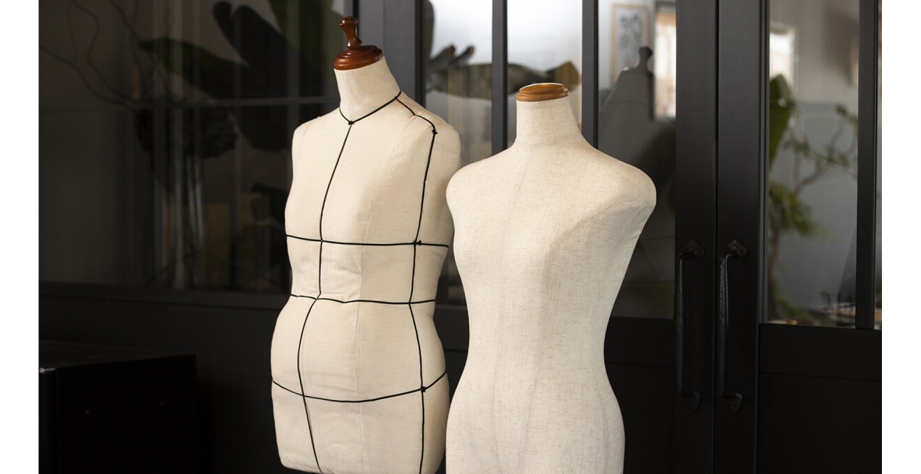 二つのトルソーの写真